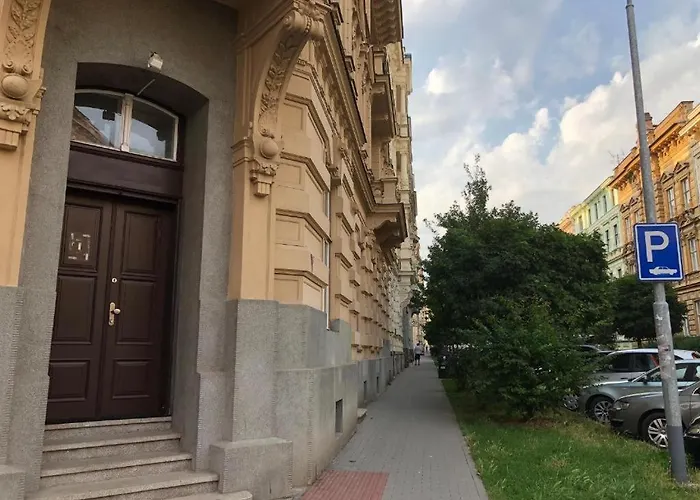 Aparthostel Hotel *